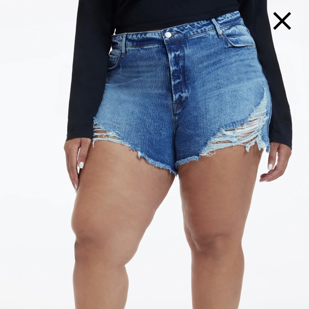GOOD AMERICAN Women's The Bombshell Shorts High-Rise Distressed Denim Size 16